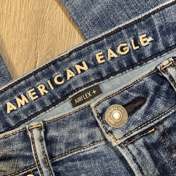 American Eagle Airflex+ Light Wash Slim Straight Stretch Jeans size 30x32 - Picture 7 of 11